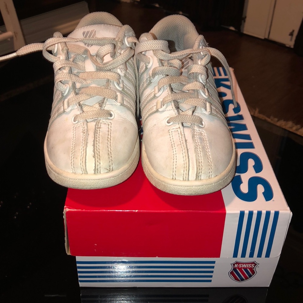 🐶 Kids KSwiss White Size 2 🐶